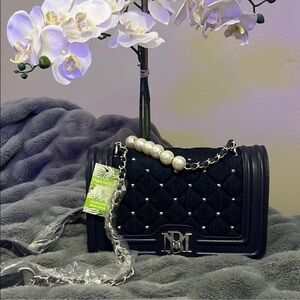 ✨ NWT Badgley Mischka Quilted Denim Pearl Strap Crossbody